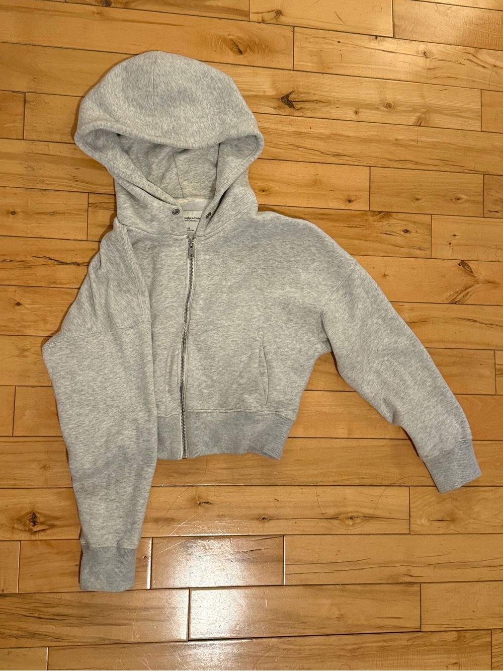 Abercrombie Cropped Light Gray Hooded Zip Sweater